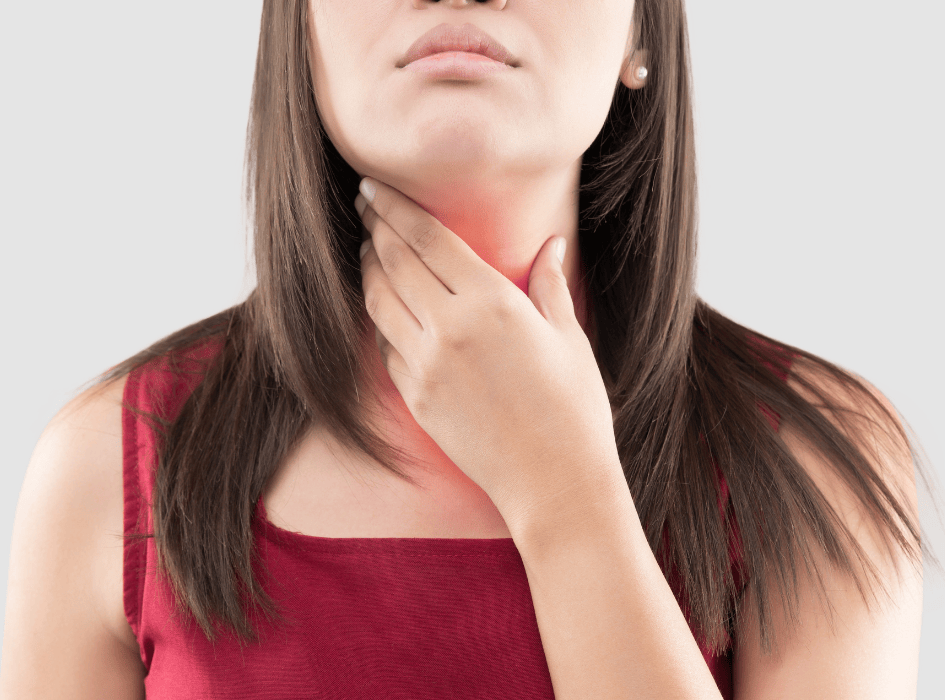 Zapálené hrdlo u dospelej ženy – bolesť hrdla pri prehĺtaní a pocit pálenia v hrdle