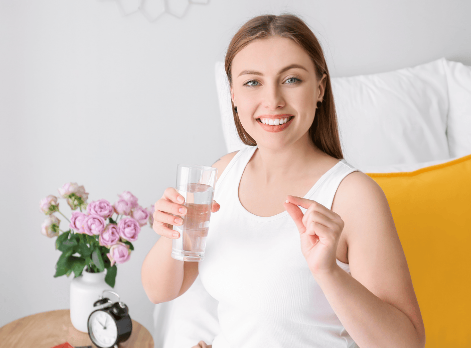 žena užívá vitamín C-cz-alt