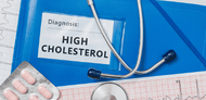 Co na vysoký cholesterol a jaké jsou jeho příčiny a příznaky?