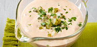 Dressing ze szczypiorkiem i białkiem