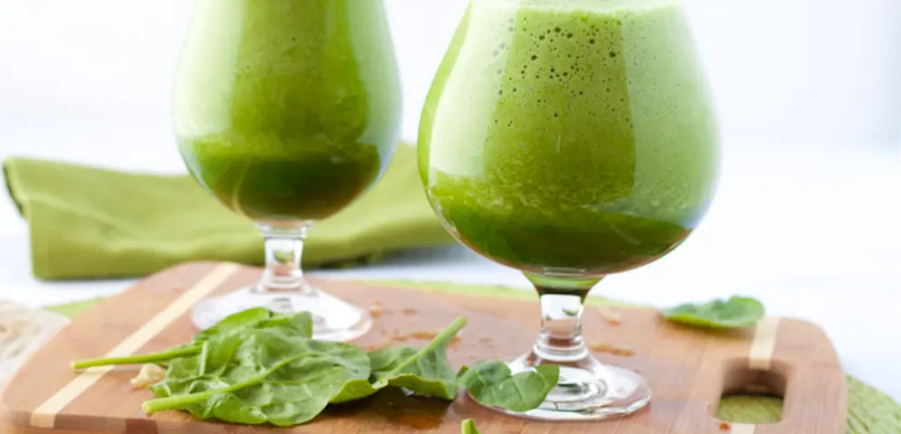 Avokadov zeleni smoothie s proteini