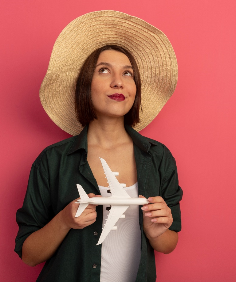 Jak si udržet pohodu na palubě: Tipy na překonání syndromu economy class