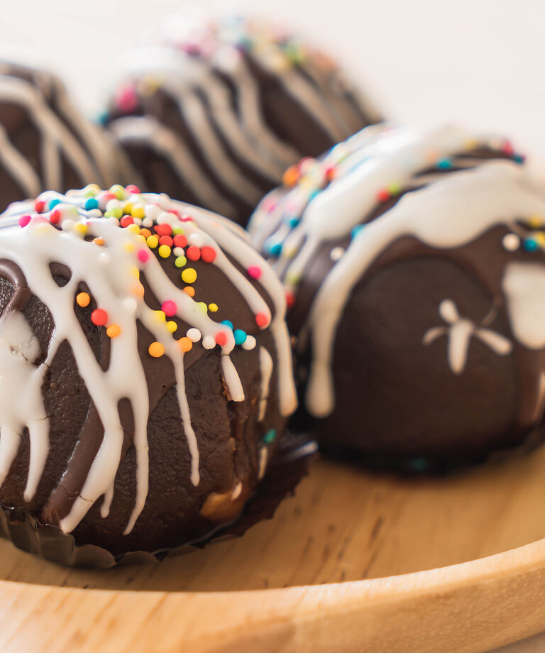 Vianočné pečenie - Proteínovo-tvarohové guľôčky s čokoládou