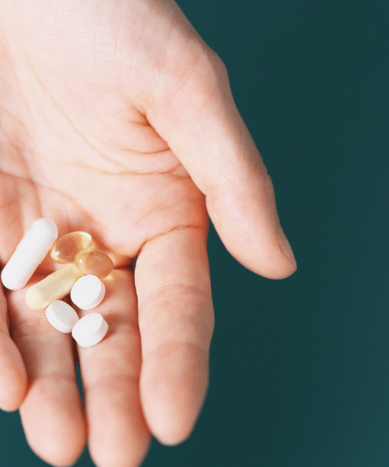 Kapsula vs. tableta: Aký je rozdiel pri výživových doplnkoch a čo si vybrať?