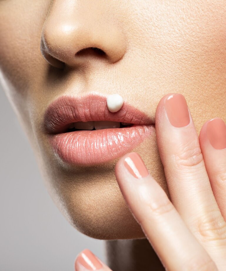 Co pomáhá na herpes ze slunce na dovolené? Toto jsou naše tipy