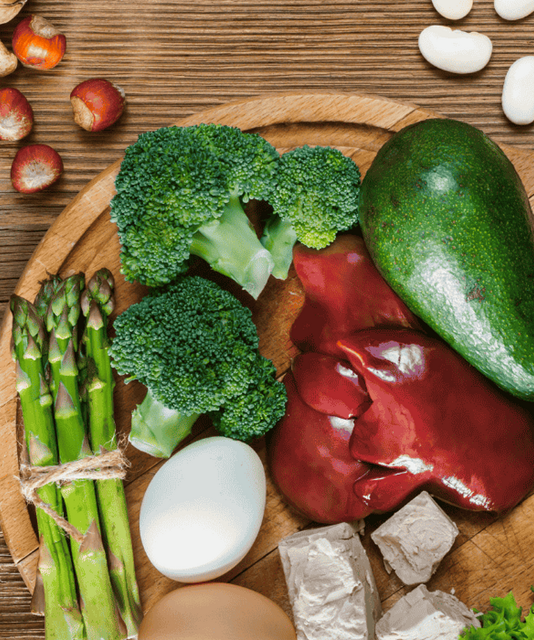 Jaké jsou účinky a projevy nedostatku kyseliny listové, kde se nachází a proč je důležitá v těhotenství?