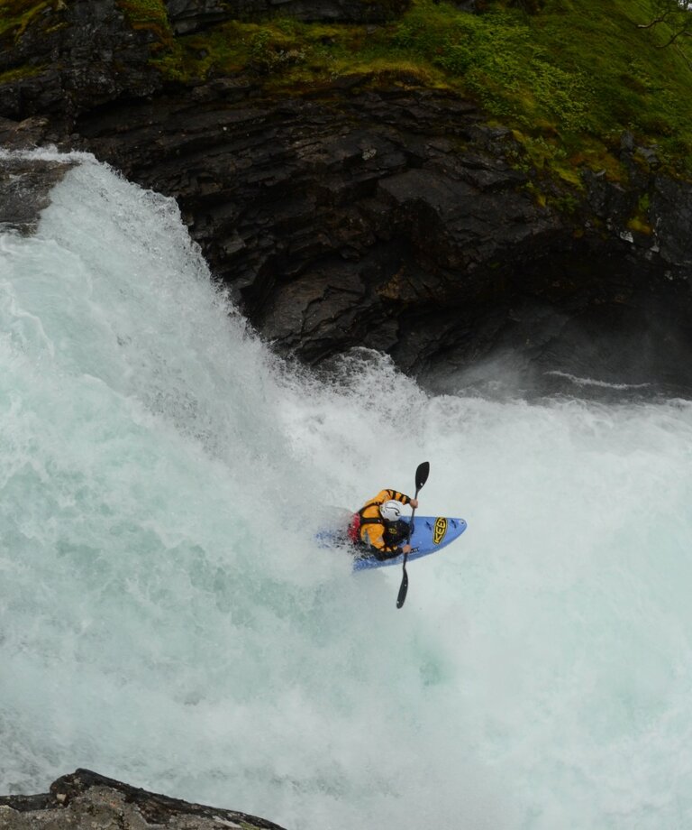 Extrémní kajakáři na cestách