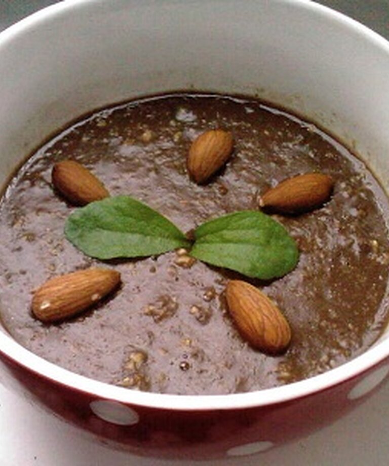 Ovesná kaše s čokoládovým proteinem - zdravý jídelníček