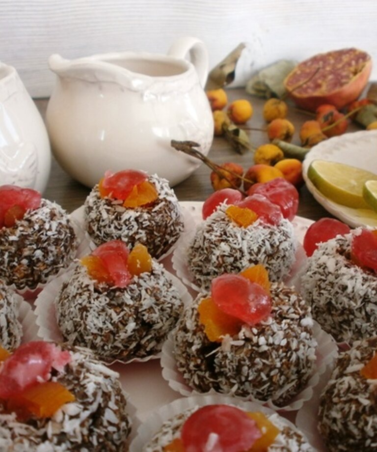 Vianočné pečenie - Ovsené avokádovo-proteínové guľôčky