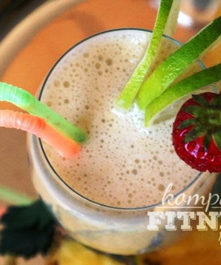 Koktajl białkowy banan- mango