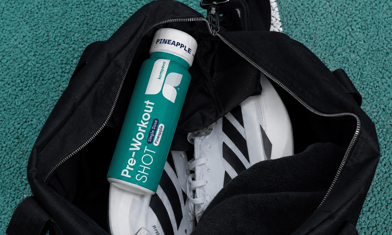 Pre-Workout SHOT ananas 60 ml od KOMPAVA do tasky pre HIIT, kruhovy trening a superserie pred aktivitou