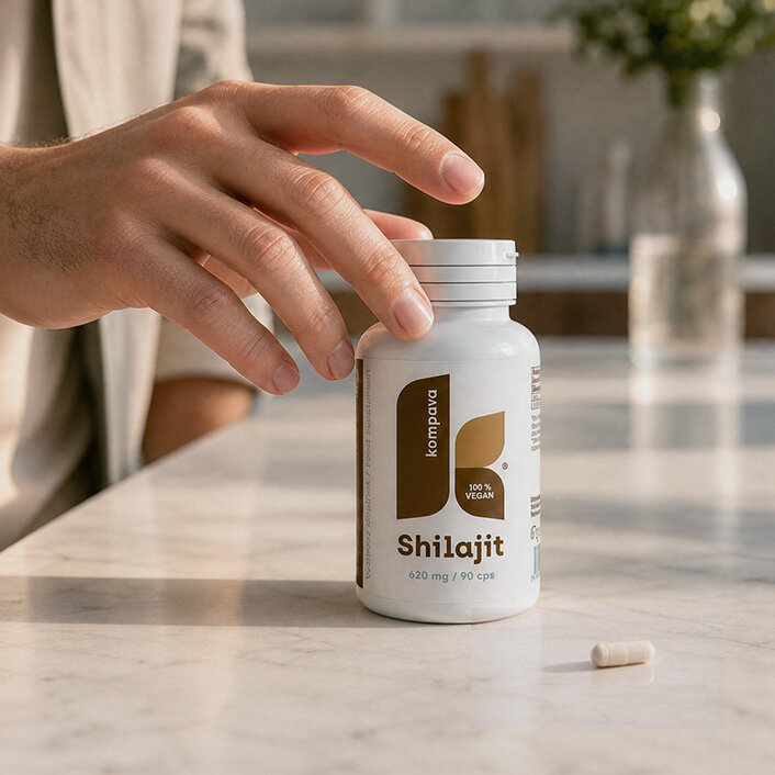 Kapsule Shilajit 620 mg/90 kapsul podpora energije in vitalnosti pri vsakodnevni uporabi – KOMPAVA